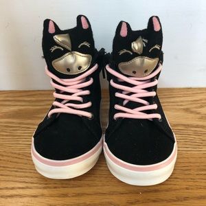 Old Navy 🦄 unicorn sneakers w/zipper - size 6 🦄